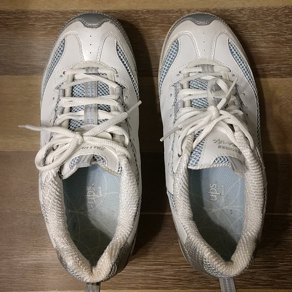 Sketchers shape ups